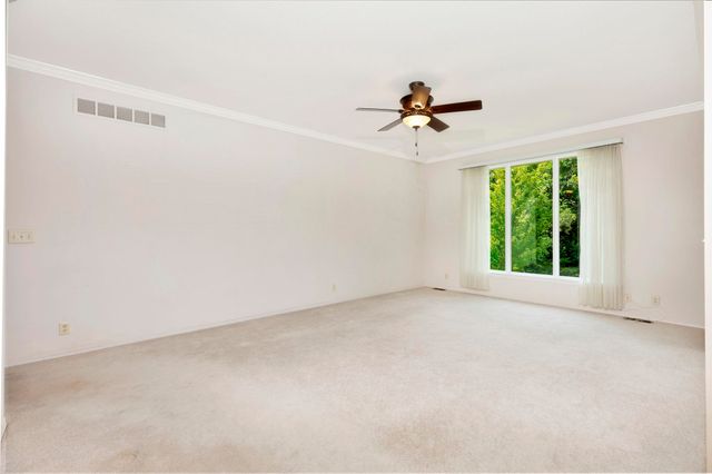 4551 N Fritillary, Bel Aire, KS 67226