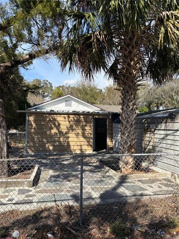 31526 VINE STREET, Sorrento, FL 32776