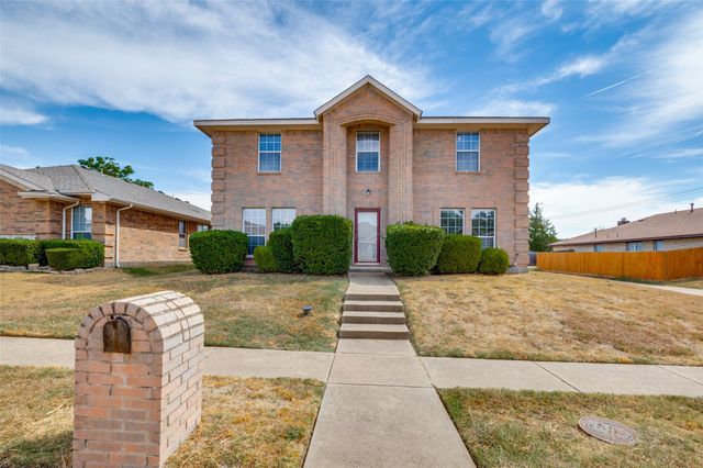 1308 Arbordale Court, Lancaster, TX 75134