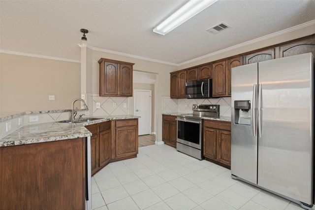 1308 Arbordale Court, Lancaster, TX 75134