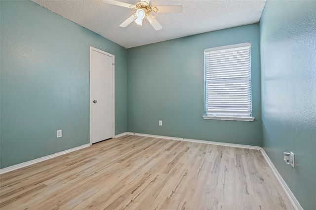 1308 Arbordale Court, Lancaster, TX 75134