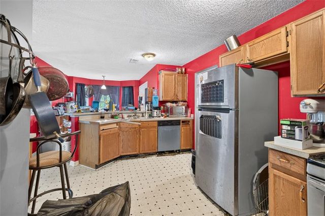 2345 Rocky Waters Trail, Buford, GA 30519