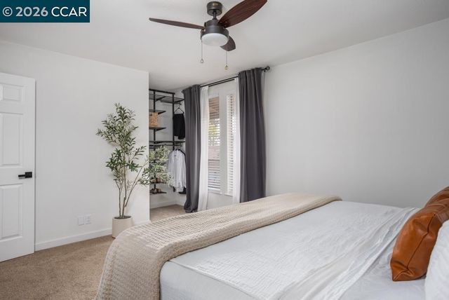 5509 Roundtree Dr E, Concord, CA 94521