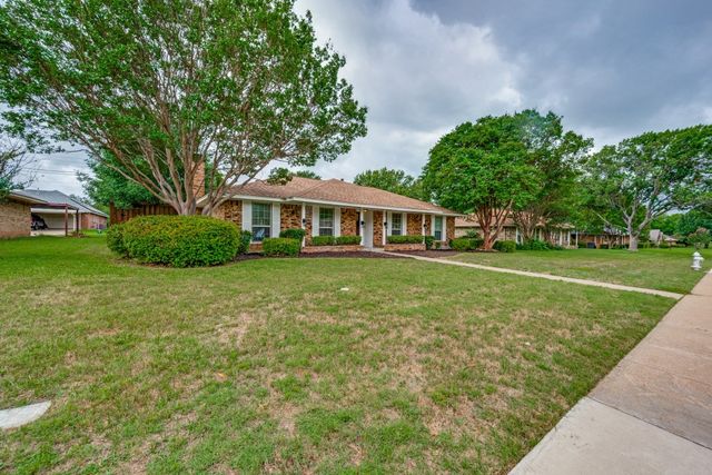 301 Hillcrest Drive, Midlothian, TX 76065