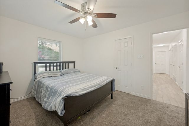 301 Hillcrest Drive, Midlothian, TX 76065