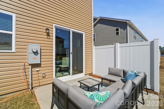 7025 Cerris Drive, Charlotte, NC 28269