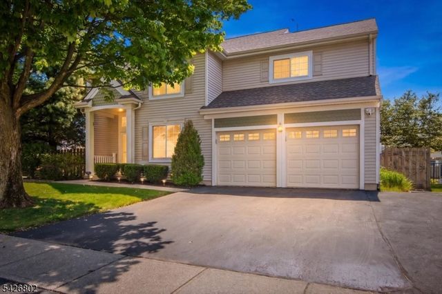 27 Country Lake Dr, Jefferson Twp., NJ 07438