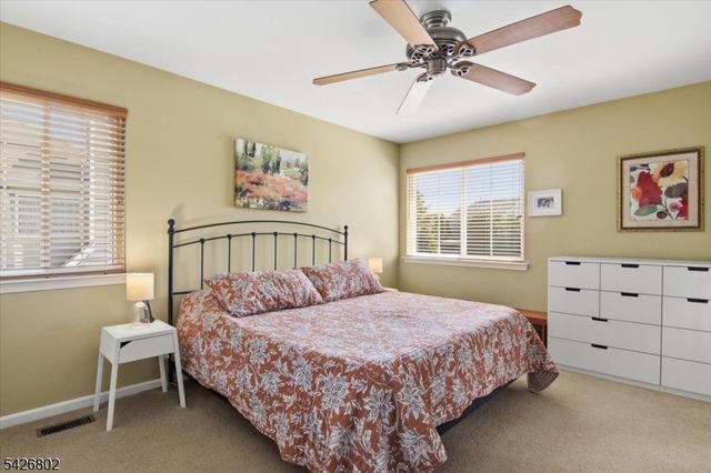 27 Country Lake Dr, Jefferson Twp., NJ 07438