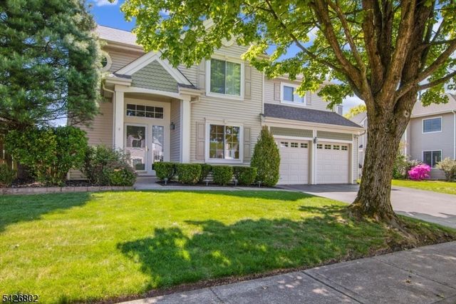 27 Country Lake Dr, Jefferson Twp., NJ 07438