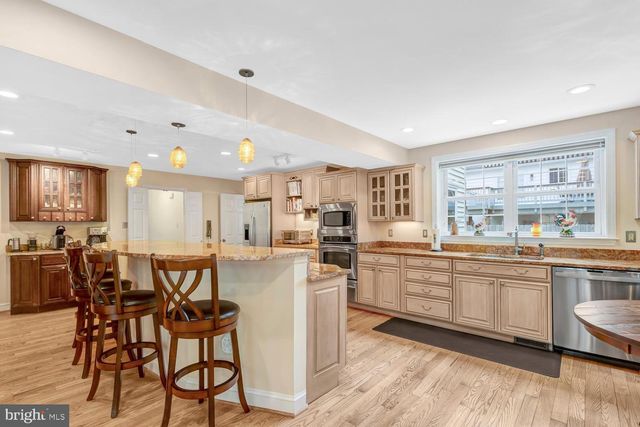 4217 SCOTLAND RD, Alexandria, VA 22309