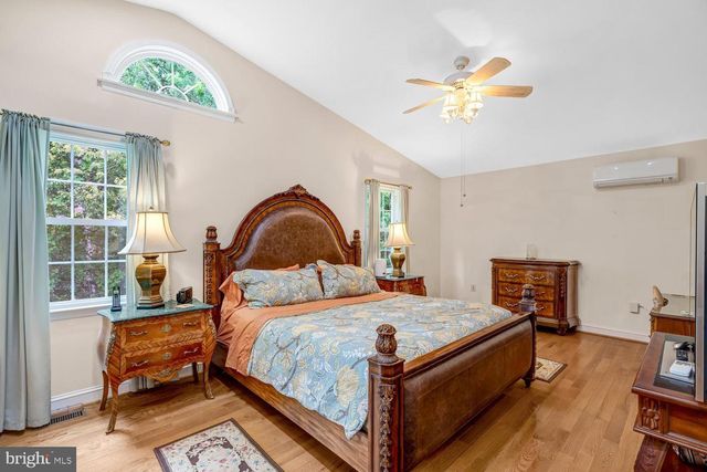 4217 SCOTLAND RD, Alexandria, VA 22309