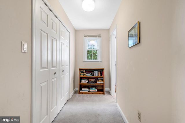 4217 SCOTLAND RD, Alexandria, VA 22309