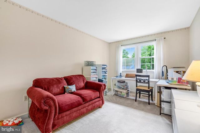 4217 SCOTLAND RD, Alexandria, VA 22309