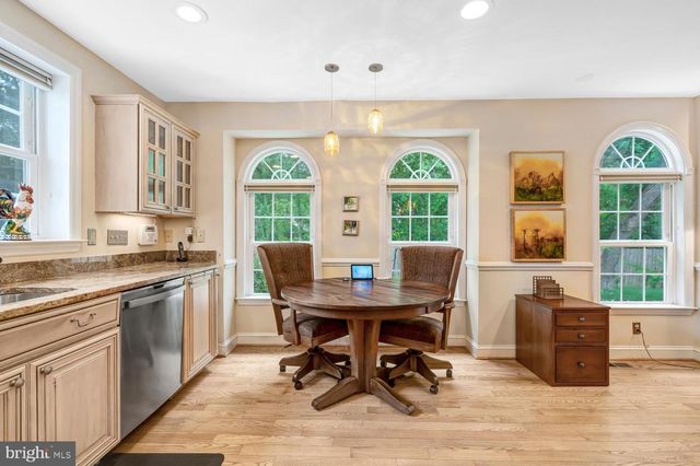 4217 SCOTLAND RD, Alexandria, VA 22309