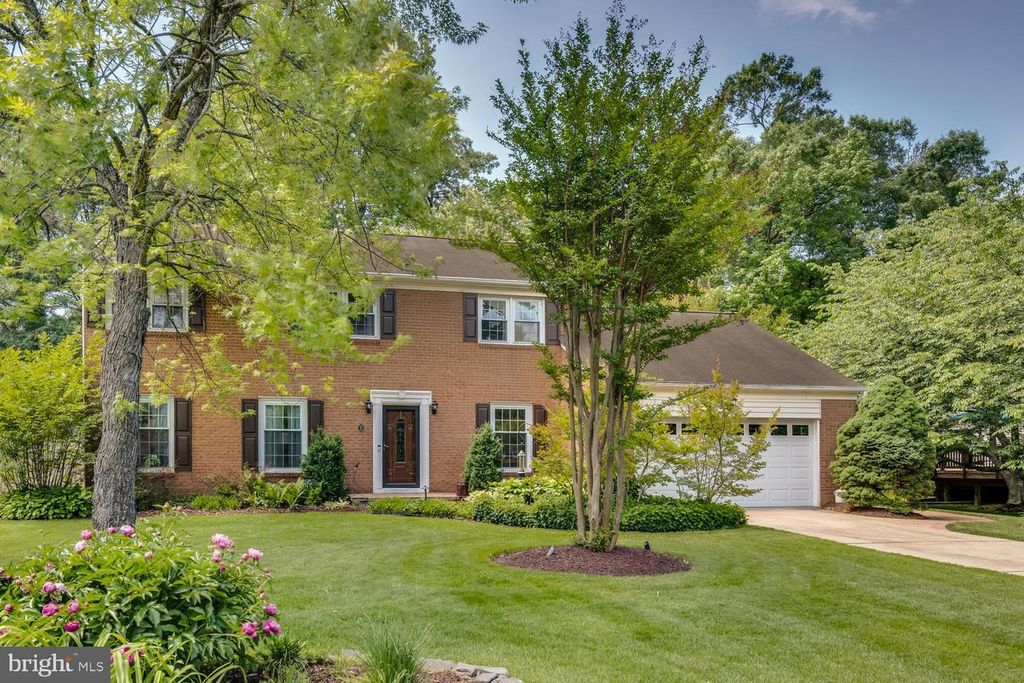 4217 SCOTLAND RD, Alexandria, VA 22309