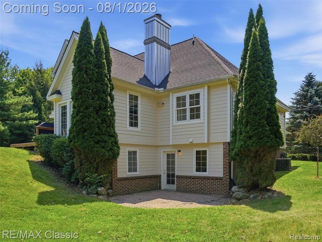 49770 7 Mile Road, Northville, MI 48167