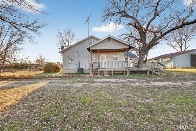 29325 Highway O, Lebanon, MO 65536