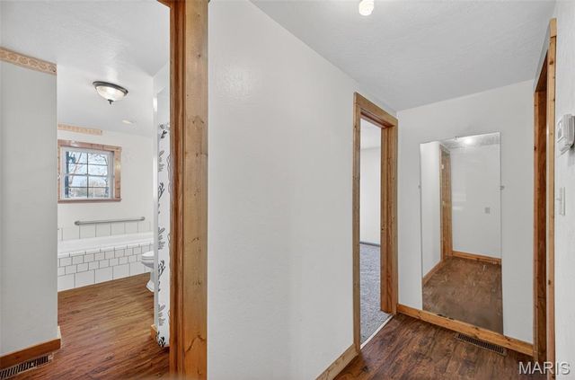 29325 Highway O, Lebanon, MO 65536