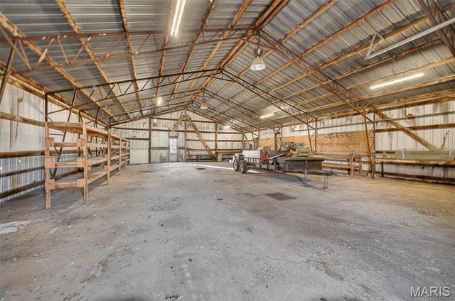 29325 Highway O, Lebanon, MO 65536