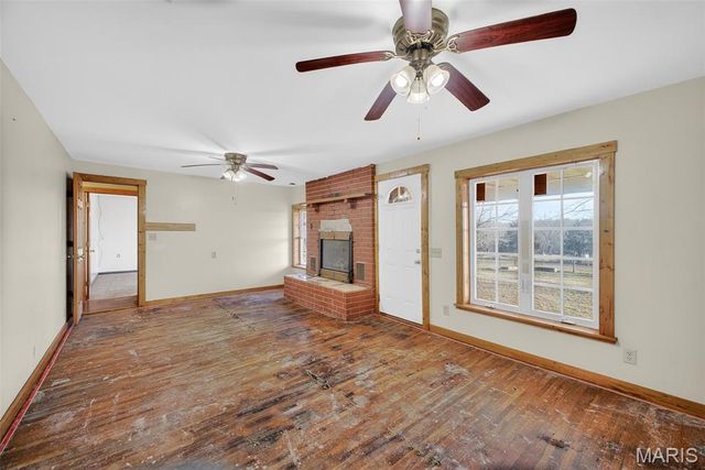 29325 Highway O, Lebanon, MO 65536