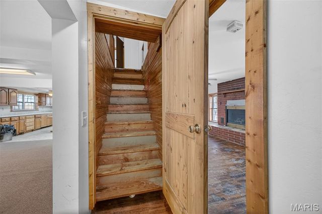 29325 Highway O, Lebanon, MO 65536