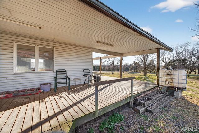 29325 Highway O, Lebanon, MO 65536