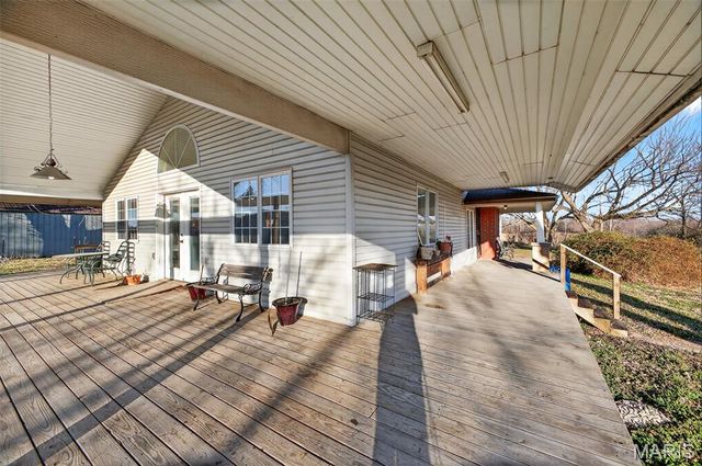 29325 Highway O, Lebanon, MO 65536