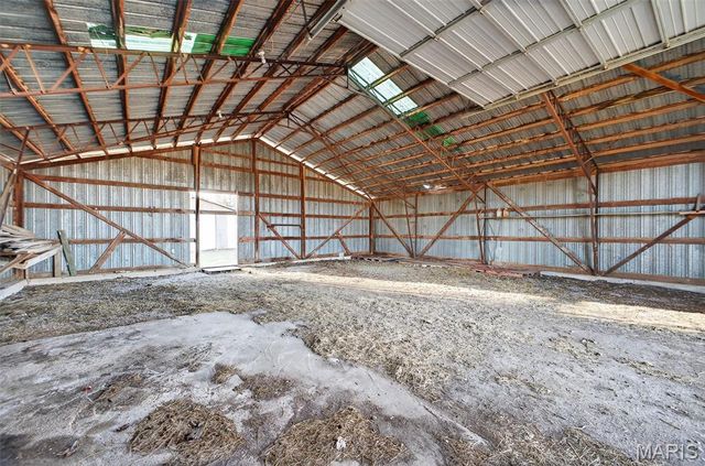 29325 Highway O, Lebanon, MO 65536