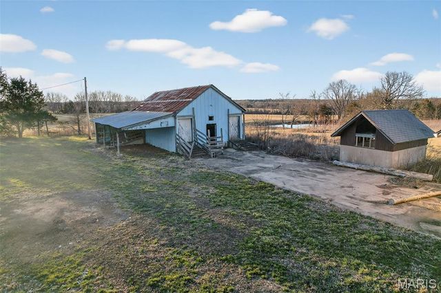 29325 Highway O, Lebanon, MO 65536