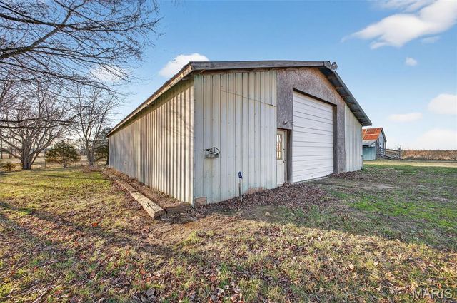 29325 Highway O, Lebanon, MO 65536