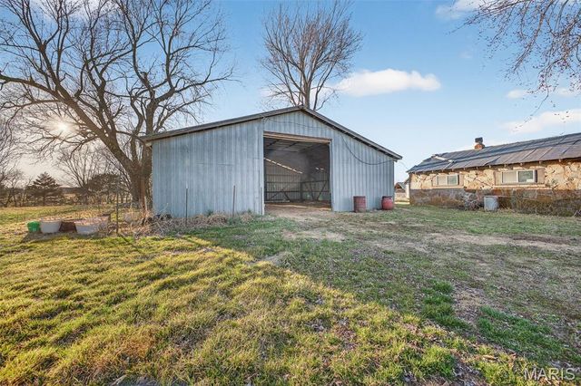 29325 Highway O, Lebanon, MO 65536