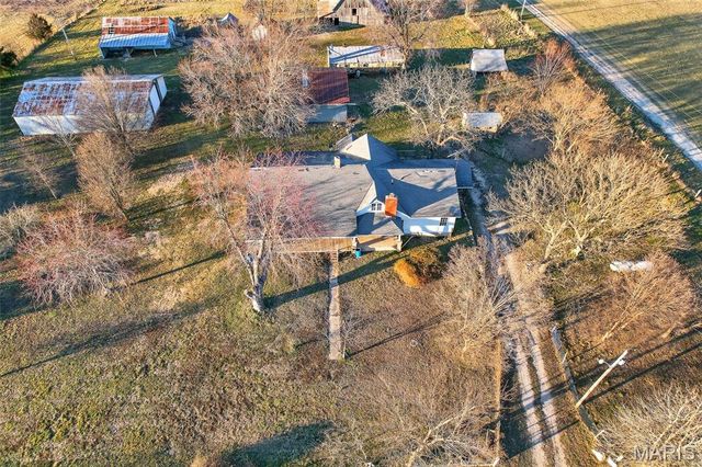 29325 Highway O, Lebanon, MO 65536