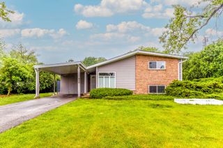 826 Midway Road, Northbrook, IL 60062