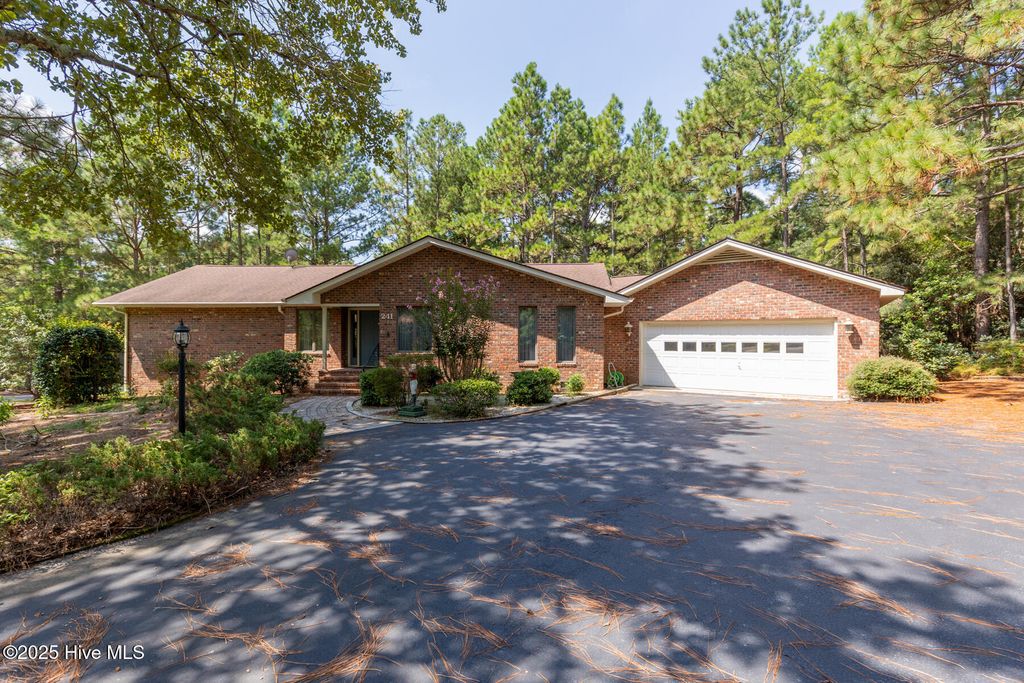 241 Firetree Lane, West End, NC 27376