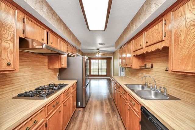 8407 Kirchner Road, Manvel, TX 77578