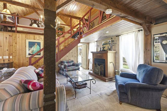 11971 S Hildebrandt Road, Sawyer, MI 49125