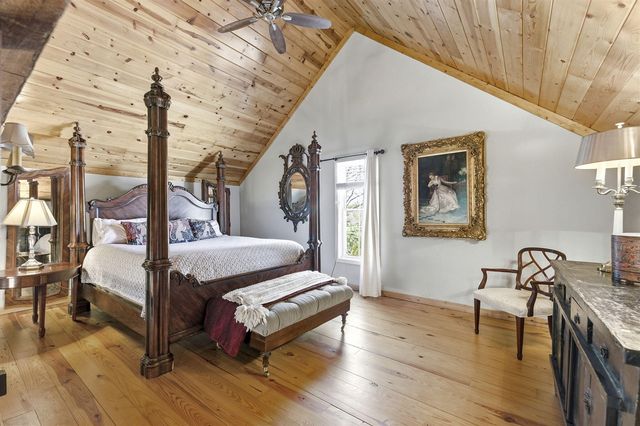 11971 S Hildebrandt Road, Sawyer, MI 49125