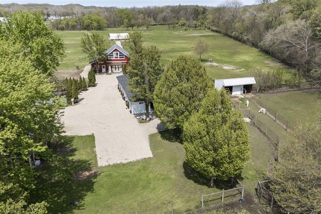 11971 S Hildebrandt Road, Sawyer, MI 49125