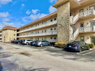 5181 W Oakland Park Boulevard 212, Lauderdale Lakes, FL 33313