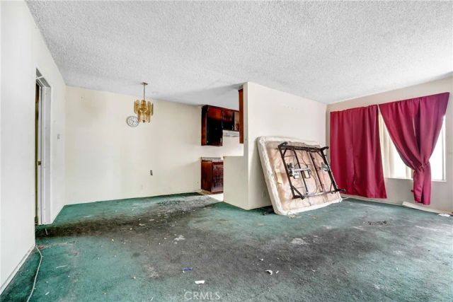 4522 St Charles Place, Los Angeles, CA 90019