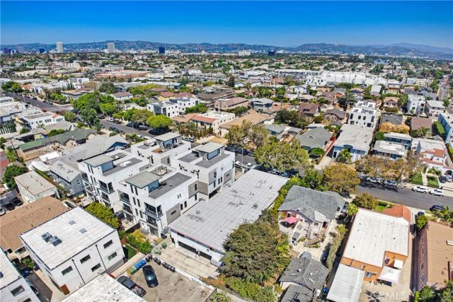 4522 St Charles Place, Los Angeles, CA 90019