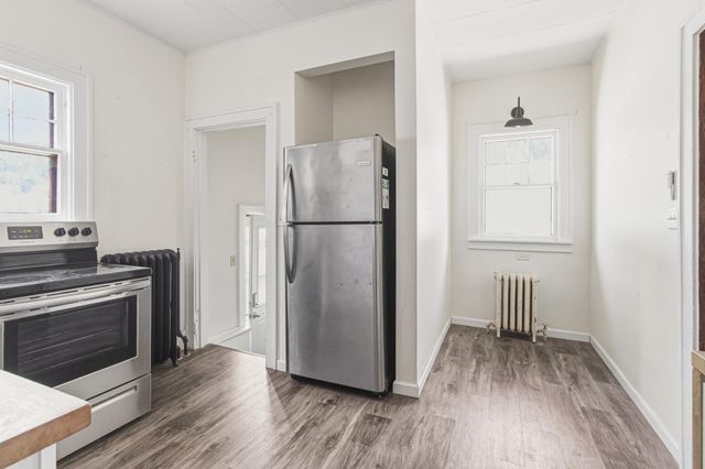 1301 10th Street S, Fargo, ND 58103