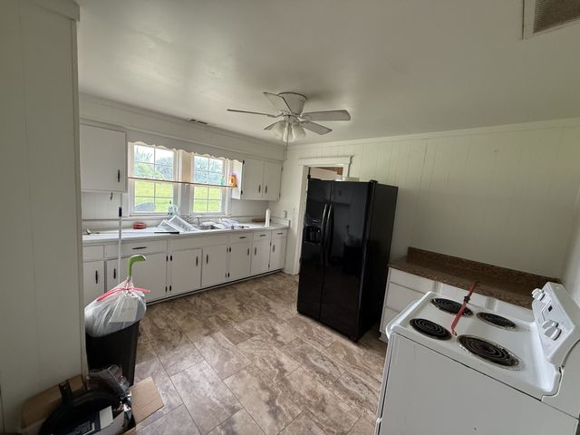 3855 Sylvia Rd, Dickson, TN 37055