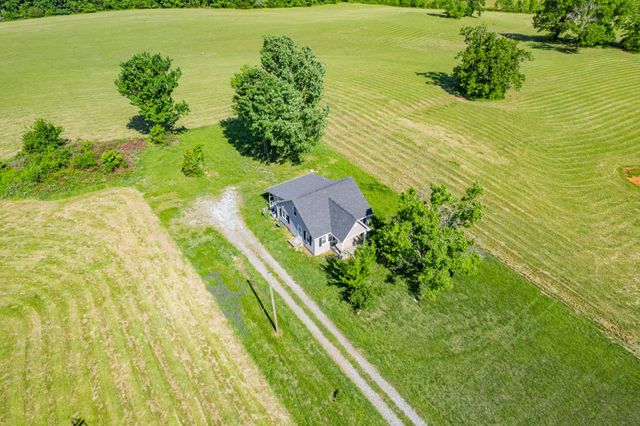 3855 Sylvia Rd, Dickson, TN 37055
