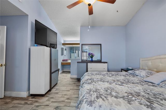 2104 WINSLOW DRIVE, Orlando, FL 32812