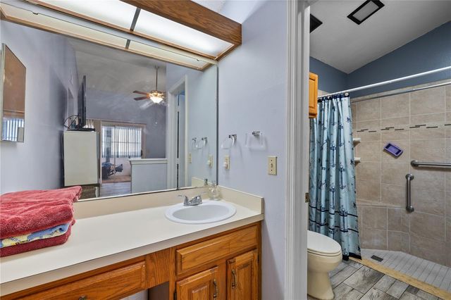 2104 WINSLOW DRIVE, Orlando, FL 32812