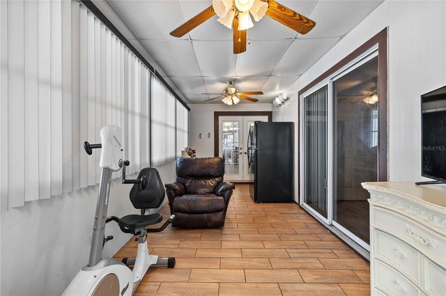 2104 WINSLOW DRIVE, Orlando, FL 32812