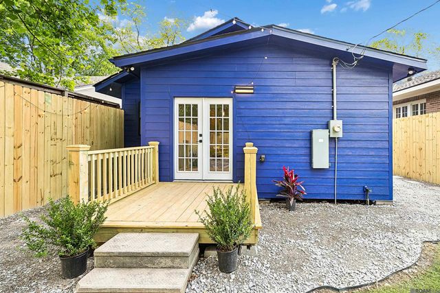 422 St Rose, Baton Rouge, LA 70806
