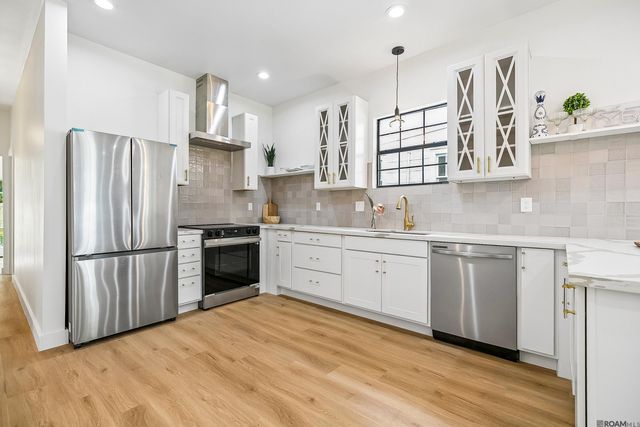 422 St Rose, Baton Rouge, LA 70806