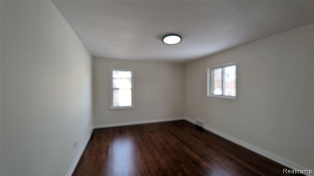 16196 Sunderland Road, Detroit, MI 48223